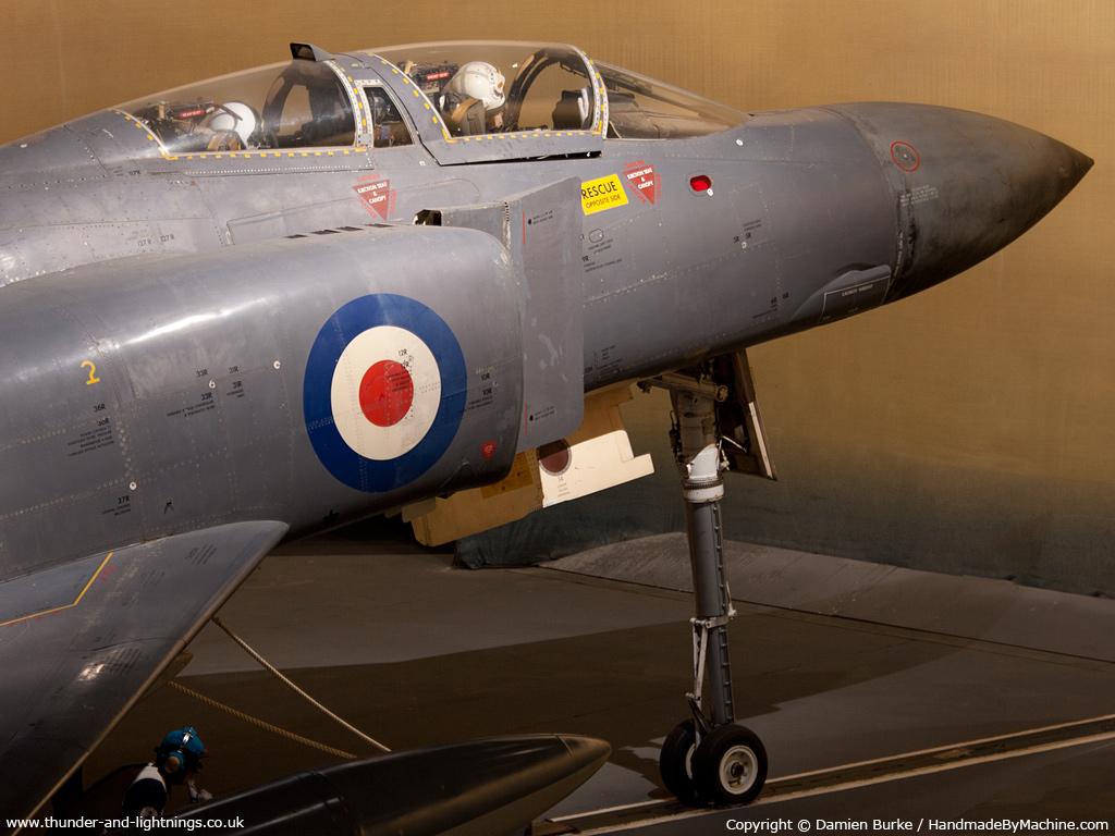 McDonnell-Douglas/BAC F-4K/M Phantom II