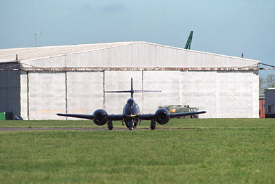 Meteor taxiing