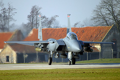 F-15E taxiing