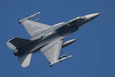 F-16 departing