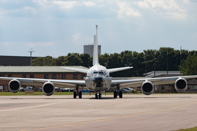 RC-135 taxiing